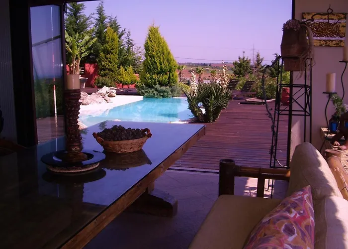 Hacienda Private Pool With Jacuzzi And Sauna Villa *